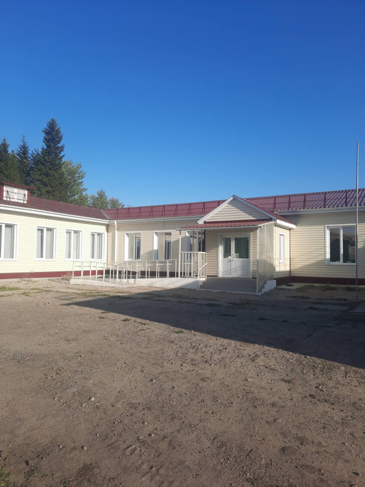 Фотографии школы.
